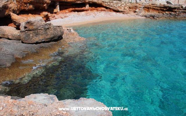 Appartamenti Floris Ivan Dolac – Alloggio Isola di Hvar Croazia