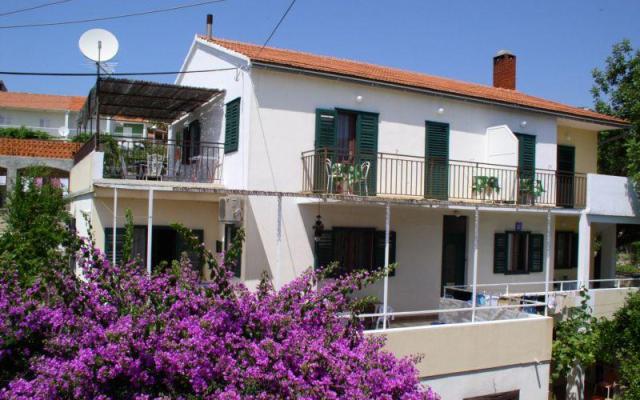 Appartamenti TUDOR HOUSE – Alloggio Isola di Hvar Croazia