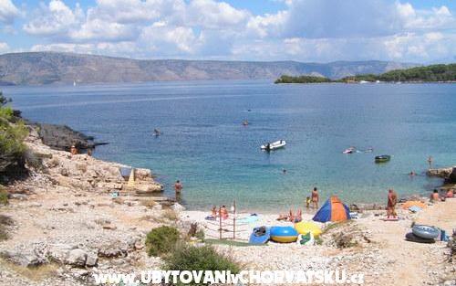 Appartamenti pored mora – Alloggio Isola di Hvar Croazia