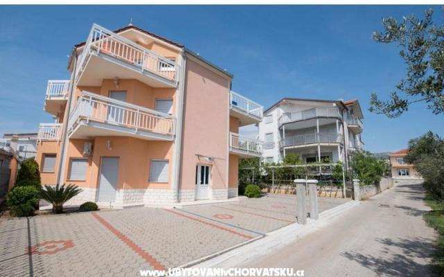 Villa Diva Appartamenti – Alloggio Kastela Croazia