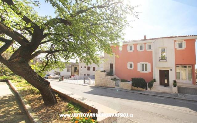 Appartamenti Zoran – Alloggio Makarska Croazia