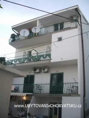 Appartamenti and rooms Gojak Milenka – Alloggio Makarska Croazia
