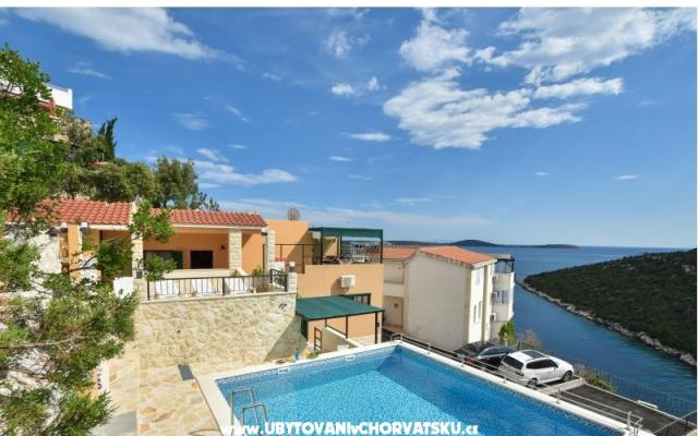 Villa Meri – Alloggio Marina Croazia