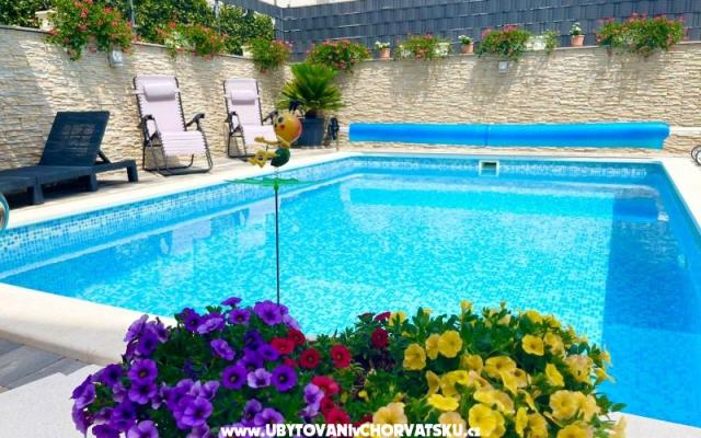 Villa Isabella – Alloggio Marina Croazia