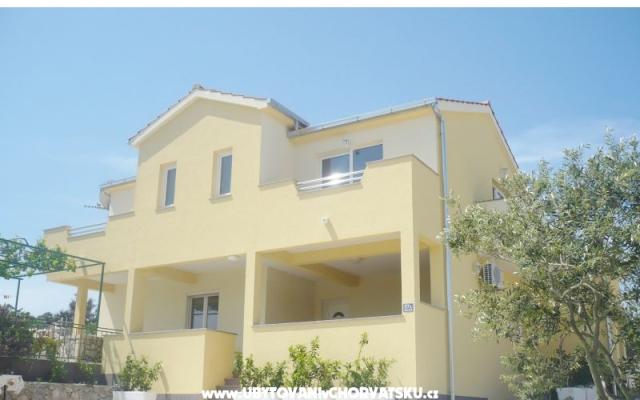 Appartamenti Ivana – Alloggio Marina Croazia