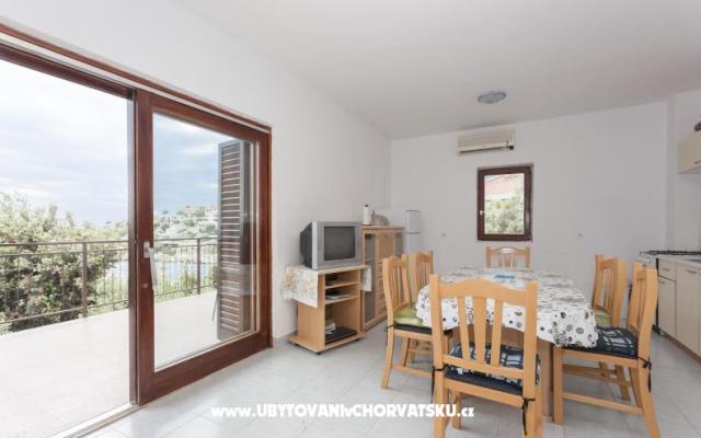 Case vacanza Taraš – Alloggio Marina Croazia