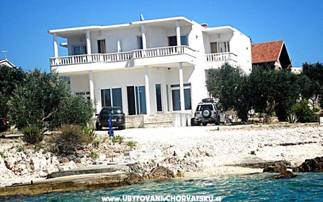 Villa Jelena – Alloggio Marina Croazia