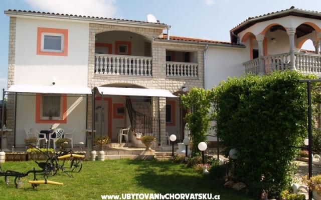 Appartamento ANA-ANJA – Alloggio Medulin Croazia