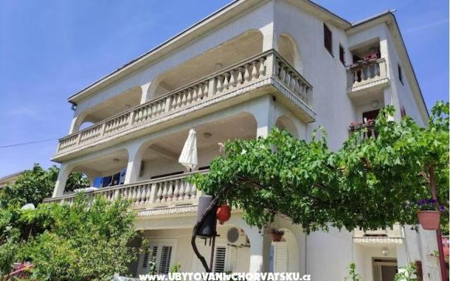 Vila Mira – Alloggio Novi Vinodolski Croazia