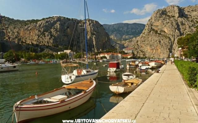 Appartamento 1 – Alloggio Omis Croazia