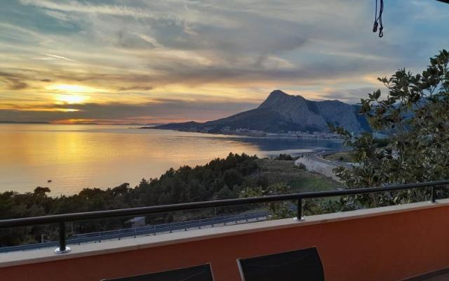 Appartamento Antonio – Alloggio Omis Croazia