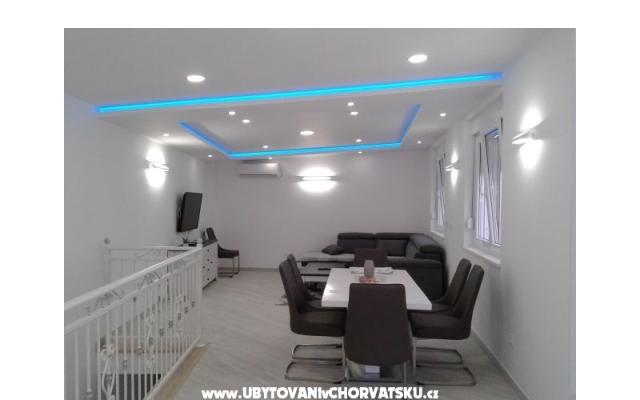 Appartamento Nevena 2 – Alloggio Omis Croazia