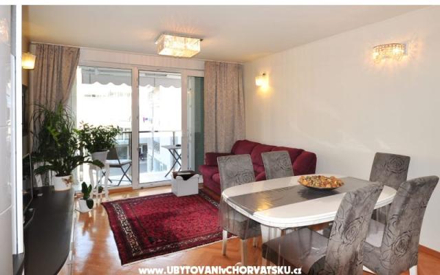 Luxury Family Appartamento IRA – Alloggio Omis Croazia
