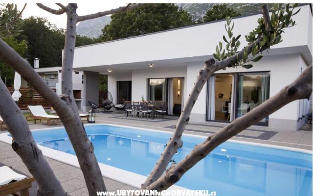 Holiday Home EB – Alloggio Omis Croazia