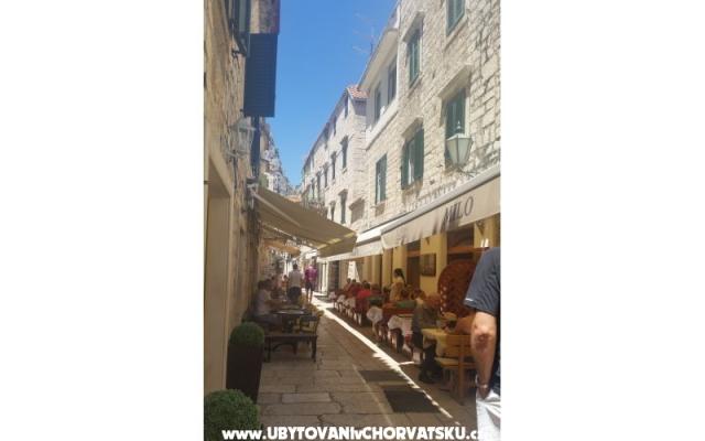 Appartamenti Omiš Centar – Alloggio Omis Croazia