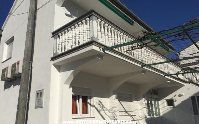 Appartamenti Ivan – Alloggio Pakostan Croazia