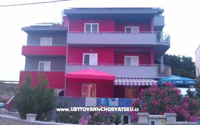 Appartamenti ROTO – Alloggio Petrcane Croazia