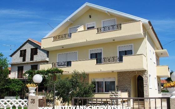 Appartamenti NELA – Alloggio Pirovac Croazia