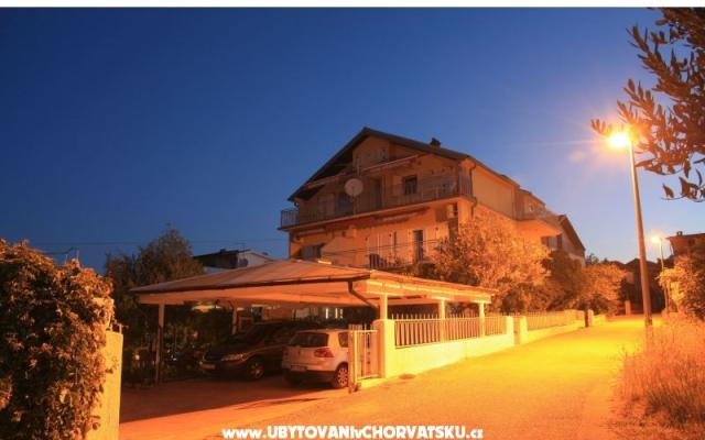 Villa Mir  – Alloggio Pirovac Croazia