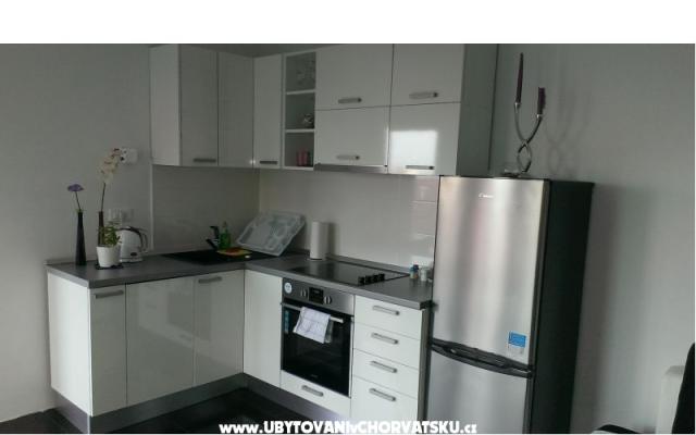 Appartamenti Pivac – Alloggio Podgora Croazia