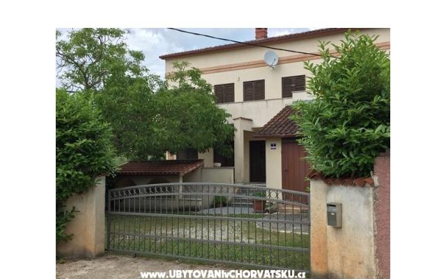 Casa Carnitia – Alloggio Pola Croazia
