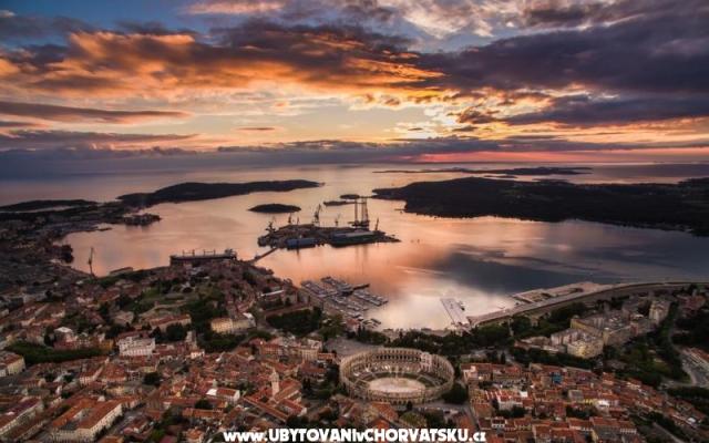 Pula City Center Accommodation****  – Alloggio Pola Croazia
