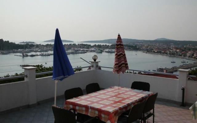 Appartamento Lea – Alloggio Rogoznica Croazia