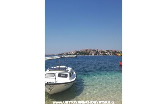 Casa sulla spiaggia – Alloggio Rogoznica Croazia