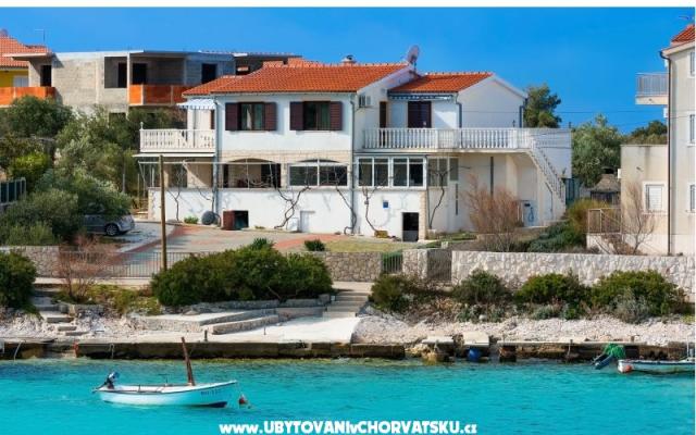 Villa Ivan – Alloggio Rogoznica Croazia