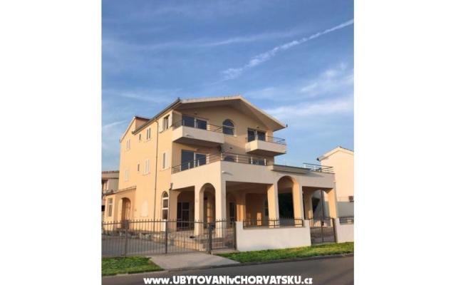 Villa Marina – Alloggio Rogoznica Croazia