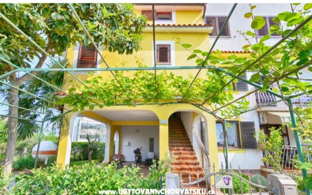 Cheap apartment in Rovinj – Alloggio Rovigno Croazia