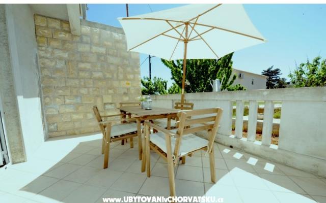 Appartamenti Nina – Alloggio Sali – Isola Lunga Croazia