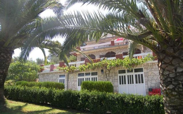 Villa Palmira – Alloggio Isola di Solta Croazia