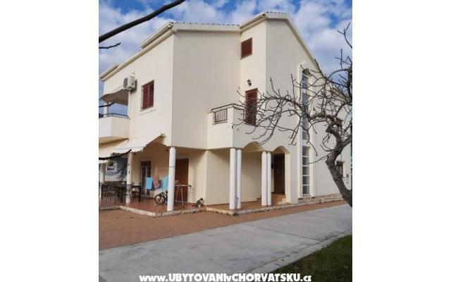 Appartamenti Elvis – Alloggio Sukosan Croazia