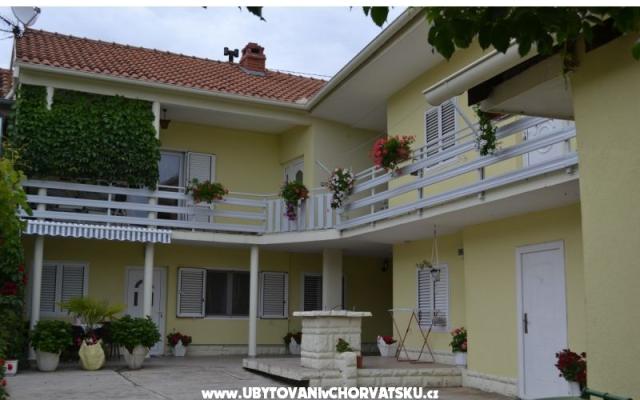 Appartamenti Mladenka – Alloggio Sukosan Croazia