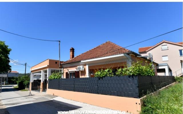 Case vacanza Magdalena – Alloggio Sukosan Croazia
