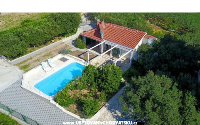 Adriatic Casa Slatine Appartamenti – Alloggio Trogir Croazia