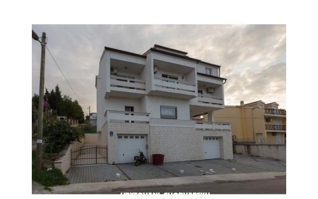 Appartamenti Cornelija – Alloggio Trogir Croazia