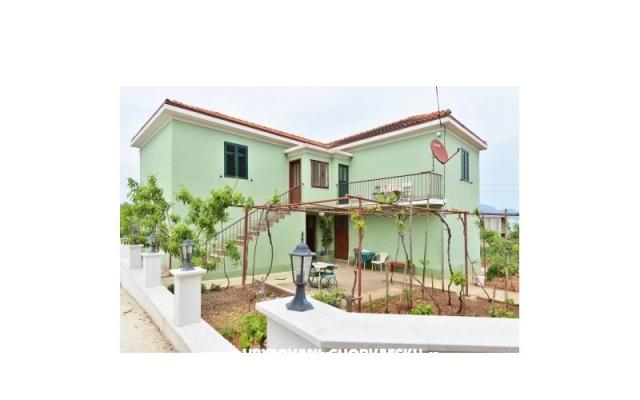 Appartamento Kod Lipe – Alloggio Trogir Croazia