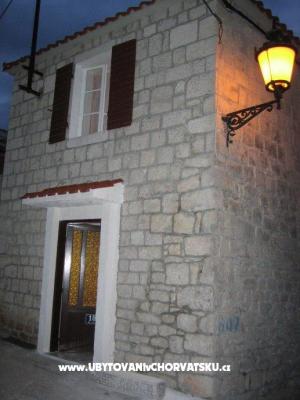 Appartamenti Stone Casa – Alloggio Trogir Croazia