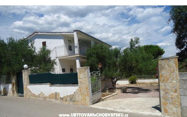 Appartamento Tina – Alloggio Trogir Croazia