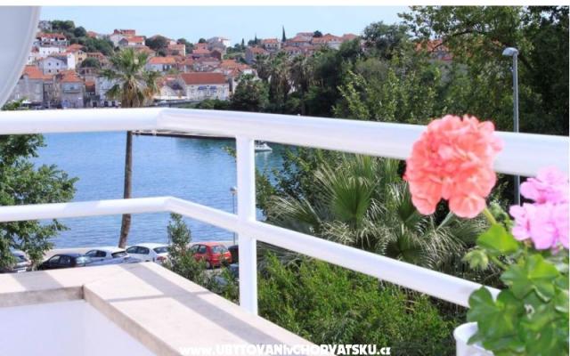 Appartamento Dolce Casa 4****  – Alloggio Trogir Croazia