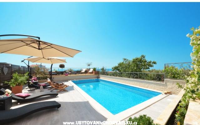Modern – Alloggio Trogir Croazia