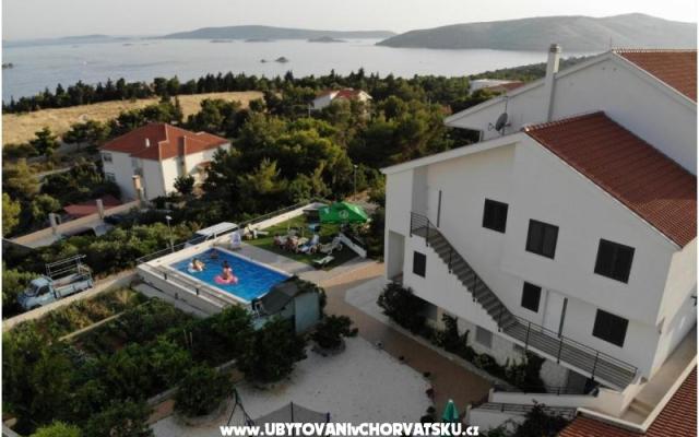 Villa Confido Luxury Appartamento 01 – Alloggio Trogir Croazia