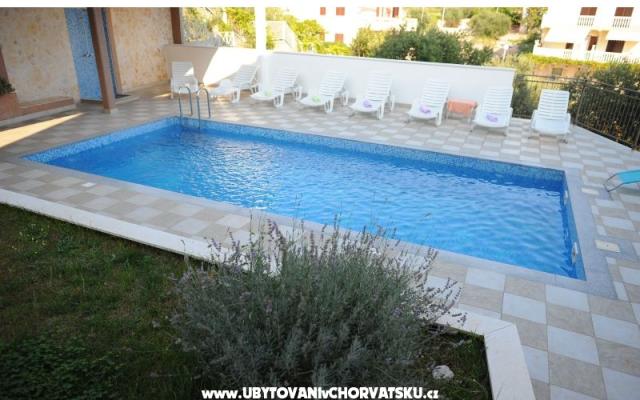 Appartamenti &amp; Camere Jelavić – Alloggio Trogir Croazia