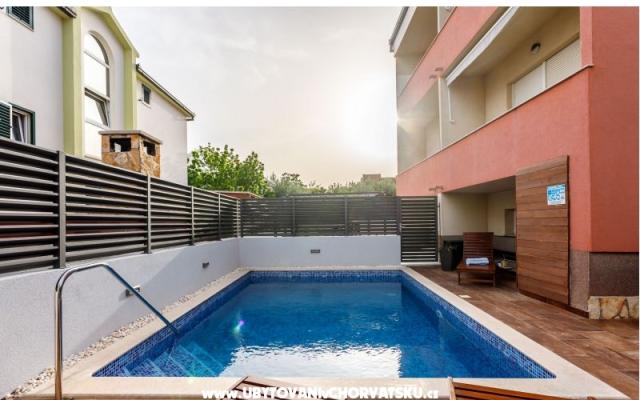 Villa Tango – Alloggio Trogir Croazia