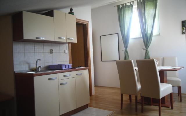 Appartamenti Emi – Alloggio Tucepi Croazia