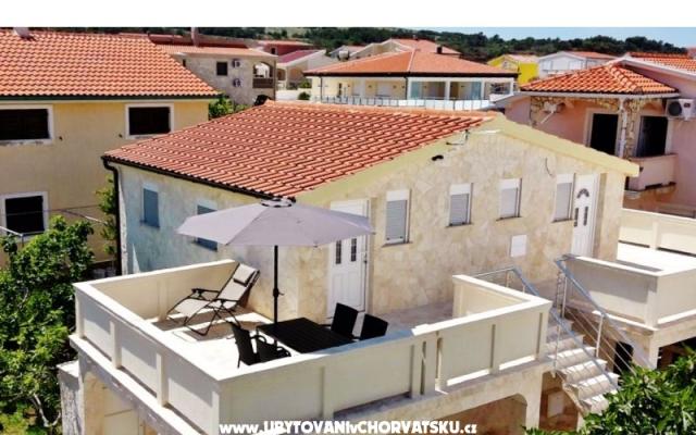 Appartamenti Leo – Alloggio Isola di Vir Croazia