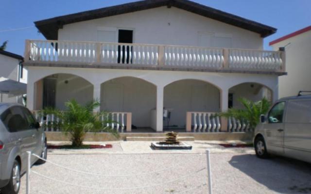 Nerdzana Vestweber – Alloggio Isola di Vir Croazia