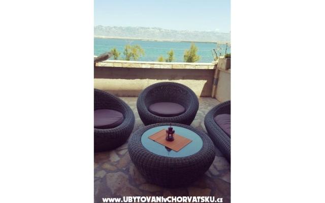 Sea View Appartamenti Vir – Alloggio Isola di Vir Croazia